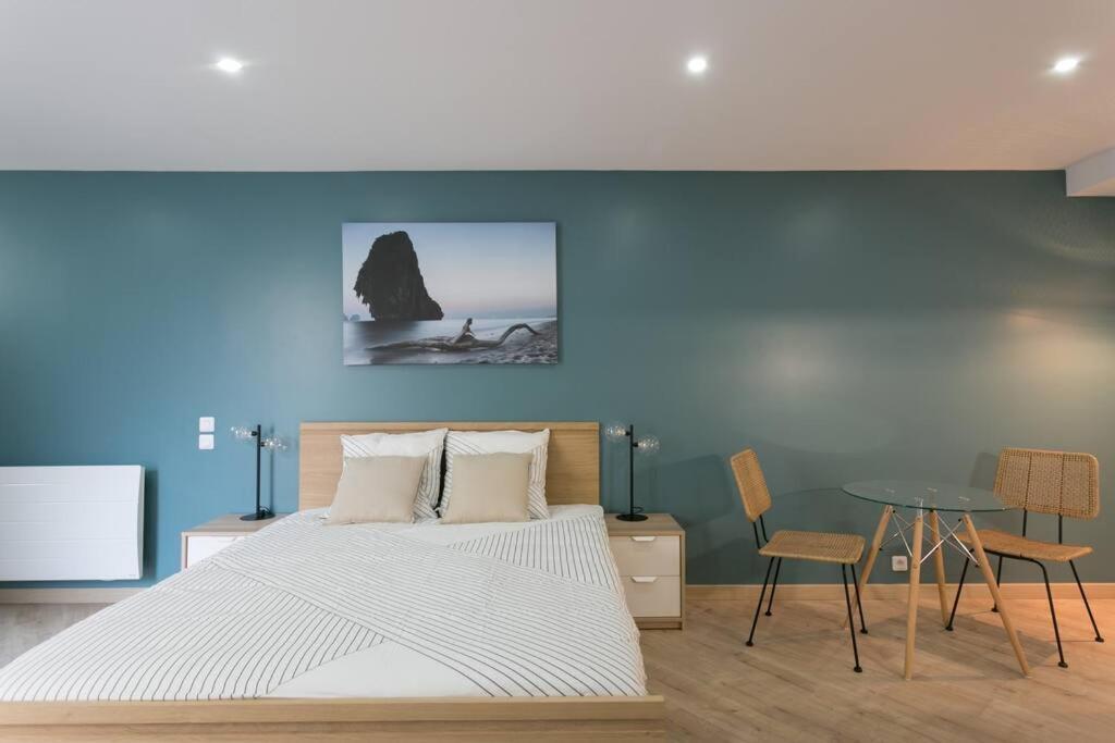 Rose, Appartement Confortable Proche Metro Монруж Екстериор снимка